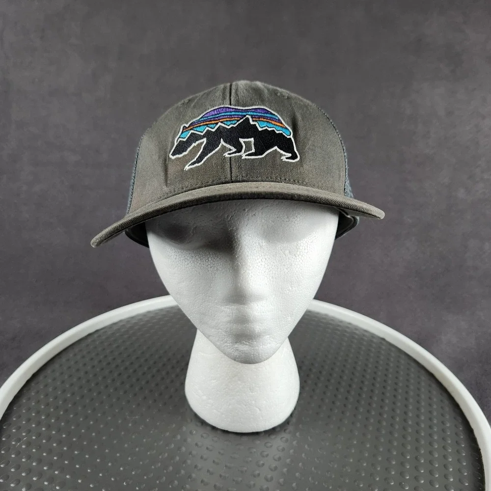 Patagonia Fitz Roy Bear Trucker Hat Cap Snap Back Gray Mesh Mens One Size - Picture 2 of 11